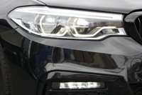 BMW 5シリーズ 530i Mｽﾎﾟｰﾂ ｾﾚｸﾄ&ｱﾄﾞﾊﾞﾝｽﾊﾟｯｹｰｼﾞ変更後ﾓﾃﾞﾙ 252馬力 ｻﾝﾙｰﾌ 全席ﾋｰﾀｰ黒革 ﾊｰﾏﾝｶｰﾄﾞﾝｻﾗｳﾝﾄﾞ4ｿﾞｰﾝｴｱｺﾝ 変更後液晶ﾒｰﾀｰ LEDﾍｯﾄﾞﾗｲﾄ ｵｰﾄﾊｲﾋﾞｰﾑ ﾀｯﾁ画面HDDﾅﾋﾞTV 360度ｶﾒﾗ 電動ﾄﾗﾝｸ 2年保証