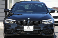 BMW 5シリーズ 530i Mｽﾎﾟｰﾂ ｾﾚｸﾄ&ｱﾄﾞﾊﾞﾝｽﾊﾟｯｹｰｼﾞ変更後ﾓﾃﾞﾙ 252馬力 ｻﾝﾙｰﾌ 全席ﾋｰﾀｰ黒革 ﾊｰﾏﾝｶｰﾄﾞﾝｻﾗｳﾝﾄﾞ4ｿﾞｰﾝｴｱｺﾝ 変更後液晶ﾒｰﾀｰ LEDﾍｯﾄﾞﾗｲﾄ ｵｰﾄﾊｲﾋﾞｰﾑ ﾀｯﾁ画面HDDﾅﾋﾞTV 360度ｶﾒﾗ 電動ﾄﾗﾝｸ 2年保証
