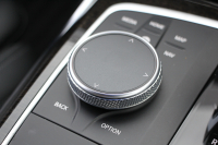 BMW 3シリーズ 320i Mｽﾎﾟｰﾂ ﾊｲﾗｲﾝ ｺﾝﾌｫｰﾄP 1ｵｰﾅ ﾋｰﾀｰ黒革 ﾗﾝﾊﾞｰｻﾎﾟｰﾄ ｵﾌﾟｼｮﾝ19AW 電動ﾄﾗﾝｸ Hifiｽﾋﾟｰｶｰ BMWﾗｲﾌﾞｺｯｸﾋﾟｯﾄ 置くだけ充電 LEDﾍｯﾄﾞﾗｲﾄ ｱﾝﾋﾞｴﾝﾄﾗｲﾄ 追従ACC ｽﾃｱﾘﾝｸﾞｻﾎﾟｰﾄ ｱｯﾌﾟﾙｶｰﾌﾟﾚｲ ﾀｯﾁ画面ﾅﾋﾞ2年保証