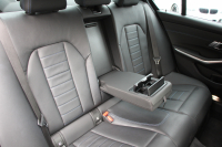 BMW 3シリーズ 320i Mｽﾎﾟｰﾂ ﾃﾞﾋﾞｭｰ&ｲﾉﾍﾞｰｼｮﾝ&ｺﾝﾌｫｰﾄP ﾌﾞﾙｰｽﾃｯﾁ黒革 ﾚｰｻﾞｰLEDﾗｲﾄ HUD ｼﾞｪｽﾁｬｰｺﾝﾄﾛｰﾙ ﾌﾙｾｸﾞTV 19AW 電動ﾄﾗﾝｸ 追従ACC ｽﾃｱﾘﾝｸﾞｻﾎﾟｰﾄ ﾀｯﾁ画面HDDﾅﾋﾞApplecarplay対応 後退ｱｼｽﾄ ﾌﾞﾗｯｸｷﾄﾞﾆｰｸﾞﾘﾙ 2年保証