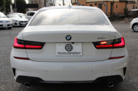BMW 3シリーズ 320i Mｽﾎﾟｰﾂ ﾃﾞﾋﾞｭｰ&ｲﾉﾍﾞｰｼｮﾝ&ｺﾝﾌｫｰﾄP ﾌﾞﾙｰｽﾃｯﾁ黒革 ﾚｰｻﾞｰLEDﾗｲﾄ HUD ｼﾞｪｽﾁｬｰｺﾝﾄﾛｰﾙ ﾌﾙｾｸﾞTV 19AW 電動ﾄﾗﾝｸ 追従ACC ｽﾃｱﾘﾝｸﾞｻﾎﾟｰﾄ ﾀｯﾁ画面HDDﾅﾋﾞApplecarplay対応 後退ｱｼｽﾄ ﾌﾞﾗｯｸｷﾄﾞﾆｰｸﾞﾘﾙ 2年保証