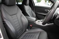 BMW 3シリーズ 320i Mｽﾎﾟｰﾂ ﾃﾞﾋﾞｭｰ&ｲﾉﾍﾞｰｼｮﾝ&ｺﾝﾌｫｰﾄP ﾌﾞﾙｰｽﾃｯﾁ黒革 ﾚｰｻﾞｰLEDﾗｲﾄ HUD ｼﾞｪｽﾁｬｰｺﾝﾄﾛｰﾙ ﾌﾙｾｸﾞTV 19AW 電動ﾄﾗﾝｸ 追従ACC ｽﾃｱﾘﾝｸﾞｻﾎﾟｰﾄ ﾀｯﾁ画面HDDﾅﾋﾞApplecarplay対応 後退ｱｼｽﾄ ﾌﾞﾗｯｸｷﾄﾞﾆｰｸﾞﾘﾙ 2年保証