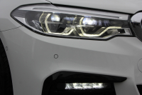 BMW 5シリーズ 523d Mｽﾎﾟｰﾂ ﾊｲﾗｲﾝ ｾﾚｸﾄ&ｱﾄﾞﾊﾞﾝｽﾊﾟｯｹｰｼﾞ変更後ﾓﾃﾞﾙ 1ｵﾅ ｻﾝﾙｰﾌ 全席ﾋｰﾀｰ黒革 ﾊｰﾏﾝｶｰﾄﾞﾝｻﾗｳﾝﾄﾞ4ｿﾞｰﾝｴｱｺﾝ 変更後液晶ﾒｰﾀｰ LEDﾍｯﾄﾞﾗｲﾄ ｵｰﾄﾊｲﾋﾞｰﾑ ﾀｯﾁ画面HDDﾅﾋﾞTV 360度ｶﾒﾗ 電動ﾄﾗﾝｸ 2年保証