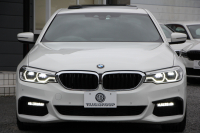 BMW 5シリーズ 523d Mｽﾎﾟｰﾂ ﾊｲﾗｲﾝ ｾﾚｸﾄ&ｱﾄﾞﾊﾞﾝｽﾊﾟｯｹｰｼﾞ変更後ﾓﾃﾞﾙ 1ｵﾅ ｻﾝﾙｰﾌ 全席ﾋｰﾀｰ黒革 ﾊｰﾏﾝｶｰﾄﾞﾝｻﾗｳﾝﾄﾞ4ｿﾞｰﾝｴｱｺﾝ 変更後液晶ﾒｰﾀｰ LEDﾍｯﾄﾞﾗｲﾄ ｵｰﾄﾊｲﾋﾞｰﾑ ﾀｯﾁ画面HDDﾅﾋﾞTV 360度ｶﾒﾗ 電動ﾄﾗﾝｸ 2年保証