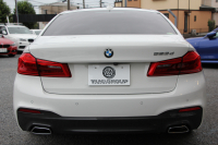 BMW 5シリーズ 523d Mｽﾎﾟｰﾂ ﾊｲﾗｲﾝ ｾﾚｸﾄ&ｱﾄﾞﾊﾞﾝｽﾊﾟｯｹｰｼﾞ変更後ﾓﾃﾞﾙ 1ｵﾅ ｻﾝﾙｰﾌ 全席ﾋｰﾀｰ黒革 ﾊｰﾏﾝｶｰﾄﾞﾝｻﾗｳﾝﾄﾞ4ｿﾞｰﾝｴｱｺﾝ 変更後液晶ﾒｰﾀｰ LEDﾍｯﾄﾞﾗｲﾄ ｵｰﾄﾊｲﾋﾞｰﾑ ﾀｯﾁ画面HDDﾅﾋﾞTV 360度ｶﾒﾗ 電動ﾄﾗﾝｸ 2年保証