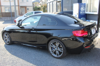 BMW 2シリーズ M240i ｸｰﾍﾟ後期 ﾌｪｲｽﾘﾌﾄ後 ﾋｰﾀｰ赤革 直6ﾀｰﾎﾞ340馬力 B58新ｴﾝｼﾞﾝ ｱﾀﾞﾌﾟﾃｨﾌﾞMｻｽ 追従ACC LEDﾍｯﾄﾞﾗｲﾄ&ﾃｰﾙ ﾀｯﾁ画面HDDﾅﾋﾞPｱｼｽﾄ 衝突軽減ﾌﾞﾚｰｷ 車線逸脱警告 歩行者警告 ﾊﾟﾄﾞﾙｼﾌﾄ ｽﾏｰﾄｷｰ 専用18AW&ﾌﾞﾚｰｷ 2年保証