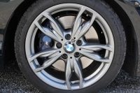 BMW 2シリーズ M240i ｸｰﾍﾟ後期 ﾌｪｲｽﾘﾌﾄ後 ﾋｰﾀｰ赤革 直6ﾀｰﾎﾞ340馬力 B58新ｴﾝｼﾞﾝ ｱﾀﾞﾌﾟﾃｨﾌﾞMｻｽ 追従ACC LEDﾍｯﾄﾞﾗｲﾄ&ﾃｰﾙ ﾀｯﾁ画面HDDﾅﾋﾞPｱｼｽﾄ 衝突軽減ﾌﾞﾚｰｷ 車線逸脱警告 歩行者警告 ﾊﾟﾄﾞﾙｼﾌﾄ ｽﾏｰﾄｷｰ 専用18AW&ﾌﾞﾚｰｷ 2年保証