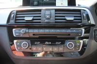 BMW 2シリーズ M240i ｸｰﾍﾟ後期 ﾌｪｲｽﾘﾌﾄ後 ﾋｰﾀｰ赤革 直6ﾀｰﾎﾞ340馬力 B58新ｴﾝｼﾞﾝ ｱﾀﾞﾌﾟﾃｨﾌﾞMｻｽ 追従ACC LEDﾍｯﾄﾞﾗｲﾄ&ﾃｰﾙ ﾀｯﾁ画面HDDﾅﾋﾞPｱｼｽﾄ 衝突軽減ﾌﾞﾚｰｷ 車線逸脱警告 歩行者警告 ﾊﾟﾄﾞﾙｼﾌﾄ ｽﾏｰﾄｷｰ 専用18AW&ﾌﾞﾚｰｷ 2年保証