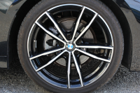 BMW 3シリーズ 320d Xdrive Mｽﾎﾟｰﾂ ﾃﾞﾋﾞｭｰP 専用ﾌﾞﾙｰｽﾃｯﾁ黒革 ｼｰﾄﾋｰﾀｰ 19AW 360度ｶﾒﾗ ｺﾝﾌｫｰﾄP 電動ﾄﾗﾝｸ 追従ACC ｽﾃｱﾘﾝｸﾞｻﾎﾟｰﾄ LEDﾍｯﾄﾞﾗｲﾄ ｵｰﾄﾊｲﾋﾞｰﾑ ﾌﾙｾｸﾞTV Applecarplay対応 BMW ﾗｲﾌﾞｺｯｸﾋﾟｯﾄﾞHi-fiｽﾋﾟｰｶｰ 2年保証