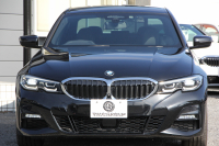 BMW 3シリーズ 320d Xdrive Mｽﾎﾟｰﾂ ﾃﾞﾋﾞｭｰP 専用ﾌﾞﾙｰｽﾃｯﾁ黒革 ｼｰﾄﾋｰﾀｰ 19AW 360度ｶﾒﾗ ｺﾝﾌｫｰﾄP 電動ﾄﾗﾝｸ 追従ACC ｽﾃｱﾘﾝｸﾞｻﾎﾟｰﾄ LEDﾍｯﾄﾞﾗｲﾄ ｵｰﾄﾊｲﾋﾞｰﾑ ﾌﾙｾｸﾞTV Applecarplay対応 BMW ﾗｲﾌﾞｺｯｸﾋﾟｯﾄﾞHi-fiｽﾋﾟｰｶｰ 2年保証