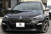 BMW 2シリーズ M235i Xdrive ｸﾞﾗﾝｸｰﾍﾟﾃﾞﾋﾞｭｰP 4WD 1ｵ-ﾅ 306馬力 ｱﾀﾞﾌﾟﾃｨﾌﾞMｻｽ Mｽﾎﾟｰﾂｼｰﾄ Mｼｰﾄﾍﾞﾙﾄ Mｽﾎﾟｰﾂﾌﾞﾚｰｷ 追従ACC 後退ｱｼｽﾄ LEDﾍｯﾄﾞﾗｲﾄ 専用18AW Applecarplay対応 HDDﾅﾋﾞPｱｼｽﾄ BMWﾗｲﾌﾞｺｯｸﾋﾟｯﾄ 2年保証