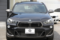 BMW X2 M35i ｾﾚｸﾄP【5/22迄限定掲載】4WD 306馬力 ﾊﾟﾉﾗﾏｻﾝﾙｰﾌ 受注生産OPﾌﾞﾗｯｸﾚｻﾞｰ ｼｰﾄﾋｰﾀｰ ｵﾌﾟｼｮﾝ20AW 追従ACC LEDﾍｯﾄﾞﾗｲﾄ ﾀｯﾁ画面HDDﾅﾋﾞPｱｼｽﾄ 電動ﾘｱｹﾞｰﾄ 衝突軽減ﾌﾞﾚｰｷ 車線逸脱&歩行者警告 ｽﾏｰﾄｷｰ ﾊﾟﾄﾞﾙｼﾌﾄ 2年保証