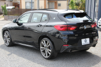 BMW X2 M35i ｾﾚｸﾄP【5/22迄限定掲載】4WD 306馬力 ﾊﾟﾉﾗﾏｻﾝﾙｰﾌ 受注生産OPﾌﾞﾗｯｸﾚｻﾞｰ ｼｰﾄﾋｰﾀｰ ｵﾌﾟｼｮﾝ20AW 追従ACC LEDﾍｯﾄﾞﾗｲﾄ ﾀｯﾁ画面HDDﾅﾋﾞPｱｼｽﾄ 電動ﾘｱｹﾞｰﾄ 衝突軽減ﾌﾞﾚｰｷ 車線逸脱&歩行者警告 ｽﾏｰﾄｷｰ ﾊﾟﾄﾞﾙｼﾌﾄ 2年保証
