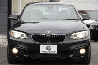 BMW 2シリーズ 220i ｸｰﾍﾟMｽﾎﾟｰﾂ 衝突軽減ﾌﾞﾚｰｷ 車線逸脱警告 歩行者警告 ﾌﾞﾚｰｷ付ｸﾙｺﾝ 直噴ﾀｰﾎﾞ8速AT ﾊﾟﾄﾞﾙｼﾌﾄ Applecarplay対応 ｱﾝﾄﾞﾛｲﾄﾞｵｰﾄ ﾀｯﾁﾊﾟｯﾄﾞ対応HDDﾅﾋﾞBｶﾒﾗ ｽﾏｰﾄｷｰ Bluetooth接続 専用ｴｱﾛ 17AW 2年保証