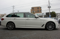 BMW 5シリーズ 530i ﾂｰﾘﾝｸﾞMｽﾎﾟｰﾂ 高出力 252馬力 全ﾋｰﾀｰ黒革 追従ACC ｽﾃｱﾘﾝｸﾞｻﾎﾟｰﾄ LEDﾍｯﾄﾞﾗｲﾄ ｵｰﾄﾊｲﾋﾞｰﾑ ﾀｯﾁ画面HDDﾅﾋﾞTV 360度ｶﾒﾗ 電動ﾄﾗﾝｸ 19AW Mｽﾎﾟｰﾂﾌﾞﾚｰｷ PDC緊急ﾌﾞﾚｰｷ 2年保証