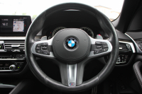 BMW 5シリーズ 530i ﾂｰﾘﾝｸﾞMｽﾎﾟｰﾂ 高出力 252馬力 全ﾋｰﾀｰ黒革 追従ACC ｽﾃｱﾘﾝｸﾞｻﾎﾟｰﾄ LEDﾍｯﾄﾞﾗｲﾄ ｵｰﾄﾊｲﾋﾞｰﾑ ﾀｯﾁ画面HDDﾅﾋﾞTV 360度ｶﾒﾗ 電動ﾄﾗﾝｸ 19AW Mｽﾎﾟｰﾂﾌﾞﾚｰｷ PDC緊急ﾌﾞﾚｰｷ 2年保証