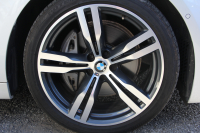 BMW 7シリーズ 740i Mｽﾎﾟｰﾂ ﾘｱｺﾝﾌｫｰﾄP ﾘｱｴﾝﾀｰﾃｲﾒﾝﾄ ﾘｱﾓﾆﾀｰ ﾀｯﾁｺﾏﾝﾄﾞﾋｰﾄｺﾝﾌｫｰﾄP ｻﾝﾙｰﾌ ﾚｰｻﾞｰﾗｲﾄ ﾃﾞｨｽﾌﾟﾚｲｷｰ ﾘﾓｰﾄﾊﾟｰｷﾝｸﾞ真珠色 20AW ﾏｯｻｰｼﾞ&ﾍﾞﾝﾁﾚｰｼｮﾝ ｺﾆｬｯｸﾚｻﾞｰ 360度ｶﾒﾗ 電動ﾄﾗﾝｸ Applecarplay 2年保証