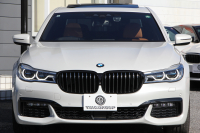 BMW 7シリーズ 740i Mｽﾎﾟｰﾂ ﾘｱｺﾝﾌｫｰﾄP ﾘｱｴﾝﾀｰﾃｲﾒﾝﾄ ﾘｱﾓﾆﾀｰ ﾀｯﾁｺﾏﾝﾄﾞﾋｰﾄｺﾝﾌｫｰﾄP ｻﾝﾙｰﾌ ﾚｰｻﾞｰﾗｲﾄ ﾃﾞｨｽﾌﾟﾚｲｷｰ ﾘﾓｰﾄﾊﾟｰｷﾝｸﾞ真珠色 20AW ﾏｯｻｰｼﾞ&ﾍﾞﾝﾁﾚｰｼｮﾝ ｺﾆｬｯｸﾚｻﾞｰ 360度ｶﾒﾗ 電動ﾄﾗﾝｸ Applecarplay 2年保証