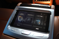 BMW 7シリーズ 740i Mｽﾎﾟｰﾂ ﾘｱｺﾝﾌｫｰﾄP ﾘｱｴﾝﾀｰﾃｲﾒﾝﾄ ﾘｱﾓﾆﾀｰ ﾀｯﾁｺﾏﾝﾄﾞﾋｰﾄｺﾝﾌｫｰﾄP ｻﾝﾙｰﾌ ﾚｰｻﾞｰﾗｲﾄ ﾃﾞｨｽﾌﾟﾚｲｷｰ ﾘﾓｰﾄﾊﾟｰｷﾝｸﾞ真珠色 20AW ﾏｯｻｰｼﾞ&ﾍﾞﾝﾁﾚｰｼｮﾝ ｺﾆｬｯｸﾚｻﾞｰ 360度ｶﾒﾗ 電動ﾄﾗﾝｸ Applecarplay 2年保証