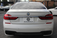 BMW 7シリーズ 740i Mｽﾎﾟｰﾂ 真珠色 ﾚｰｻﾞｰﾗｲﾄ ｻﾝﾙｰﾌ ｺﾆｬｯｸﾚｻﾞｰ ﾏｯｻｰｼﾞ&ﾍﾞﾝﾁﾚｰｼｮﾝ 追従ACC HUD ﾀｯﾁ画面HDDﾅﾋﾞTV 360度ｶﾒﾗ 全ﾄﾞｱｿﾌﾄｸﾛｰｽﾞ20AW 全席ﾋｰﾀｰ ｽﾃｱﾘﾝｸﾞｻﾎﾟｰﾄ ｵｰﾄﾊｲﾋﾞｰﾑ 2年保証