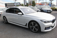 BMW 7シリーズ 740i Mｽﾎﾟｰﾂ 真珠色 ﾚｰｻﾞｰﾗｲﾄ ｻﾝﾙｰﾌ ｺﾆｬｯｸﾚｻﾞｰ ﾏｯｻｰｼﾞ&ﾍﾞﾝﾁﾚｰｼｮﾝ 追従ACC HUD ﾀｯﾁ画面HDDﾅﾋﾞTV 360度ｶﾒﾗ 全ﾄﾞｱｿﾌﾄｸﾛｰｽﾞ20AW 全席ﾋｰﾀｰ ｽﾃｱﾘﾝｸﾞｻﾎﾟｰﾄ ｵｰﾄﾊｲﾋﾞｰﾑ 2年保証