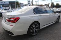 BMW 7シリーズ 740i Mｽﾎﾟｰﾂ 真珠色 ﾚｰｻﾞｰﾗｲﾄ ｻﾝﾙｰﾌ ｺﾆｬｯｸﾚｻﾞｰ ﾏｯｻｰｼﾞ&ﾍﾞﾝﾁﾚｰｼｮﾝ 追従ACC HUD ﾀｯﾁ画面HDDﾅﾋﾞTV 360度ｶﾒﾗ 全ﾄﾞｱｿﾌﾄｸﾛｰｽﾞ20AW 全席ﾋｰﾀｰ ｽﾃｱﾘﾝｸﾞｻﾎﾟｰﾄ ｵｰﾄﾊｲﾋﾞｰﾑ 2年保証