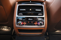 BMW 7シリーズ 740i Mｽﾎﾟｰﾂ 真珠色 ﾚｰｻﾞｰﾗｲﾄ ｻﾝﾙｰﾌ ｺﾆｬｯｸﾚｻﾞｰ ﾏｯｻｰｼﾞ&ﾍﾞﾝﾁﾚｰｼｮﾝ 追従ACC HUD ﾀｯﾁ画面HDDﾅﾋﾞTV 360度ｶﾒﾗ 全ﾄﾞｱｿﾌﾄｸﾛｰｽﾞ20AW 全席ﾋｰﾀｰ ｽﾃｱﾘﾝｸﾞｻﾎﾟｰﾄ ｵｰﾄﾊｲﾋﾞｰﾑ 2年保証