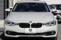BMW 3シリーズ 320d ﾗｸﾞｼﾞｭｱﾘｰ 最終ﾓﾃﾞﾙ 真珠色 新ｴﾝｼﾞﾝ ﾀｯﾁﾊﾟﾈﾙ対応ﾅﾋﾞﾋｰﾀｰ黒革 LEDﾍｯﾄﾞﾗｲﾄ&ﾃｰﾙ 追従ACC ﾚｰﾝﾁｪﾝｼﾞ警告 衝突軽減ﾌﾞﾚｰｷ ﾀｯﾁﾊﾟｯﾄﾞ対応HDDﾅﾋﾞBluetooth接続 Bｶﾒﾗ ｽﾏｰﾄｷｰ 新ﾙｰﾑﾐﾗｰ 2年保証