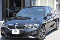 BMW 3シリーズ 320i Mｽﾎﾟｰﾂ ﾊｲﾗｲﾝ&ｺﾝﾌｫｰﾄP ｺﾆｬｯｸﾚｻﾞｰ ｼｰﾄﾋｰﾀｰ ﾗﾝﾊﾞｰｻﾎﾟｰﾄ 360度ｶﾒﾗ 追従ACC ｽﾃｱﾘﾝｸﾞｻﾎﾟｰﾄ BMWﾗｲﾌﾞｺｯｸﾋﾟｯﾄﾞApplecarplay対応 ﾀｯﾁﾊﾟﾈﾙHDDﾅﾋﾞ電動ﾄﾗﾝｸ 後退ｱｼｽﾄ DｱｼｽﾄPRO 2年保証