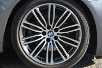 BMW 5シリーズ 523d Mｽﾎﾟｰﾂ ﾊｲﾗｲﾝ ﾃﾞﾋﾞｭｰP ｱｲﾎﾞﾘｰﾚｻﾞｰ HUD ｼﾞｪｽﾁｬｰC ｿﾌﾄｸﾛｰｽﾞﾄﾞｱ 追従ACC ｽﾃｱﾘﾝｸﾞｻﾎﾟｰﾄ ﾀｯﾁ画面HDDﾅﾋﾞTV 360度ｶﾒﾗ LEDﾍｯﾄﾞﾗｲﾄ ｵｰﾄﾊｲﾋﾞｰﾑ 電動ﾄﾗﾝｸ ｽﾏｰﾄｷｰ ﾊﾟﾄﾞﾙｼﾌﾄ 2年保証