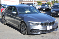 BMW 5シリーズ 523d Mｽﾎﾟｰﾂ ﾊｲﾗｲﾝ ﾃﾞﾋﾞｭｰP ｱｲﾎﾞﾘｰﾚｻﾞｰ HUD ｼﾞｪｽﾁｬｰC ｿﾌﾄｸﾛｰｽﾞﾄﾞｱ 追従ACC ｽﾃｱﾘﾝｸﾞｻﾎﾟｰﾄ ﾀｯﾁ画面HDDﾅﾋﾞTV 360度ｶﾒﾗ LEDﾍｯﾄﾞﾗｲﾄ ｵｰﾄﾊｲﾋﾞｰﾑ 電動ﾄﾗﾝｸ ｽﾏｰﾄｷｰ ﾊﾟﾄﾞﾙｼﾌﾄ 2年保証