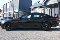 BMW 5シリーズ 530i ｴﾃﾞｨｼｮﾝﾐｯｼｮﾝｲﾝﾎﾟｯｼﾌﾞﾙ 特別仕様車 高出力 ﾅｲﾄﾌﾞﾙｰﾚｻﾞｰ ｱﾀﾞﾌﾟﾃｨﾌﾞMｻｽ HUD ﾊｰﾏﾝｶｰﾄﾞﾝ 追従ACC ｽﾃｱﾘﾝｸﾞｻﾎﾟｰﾄ ﾀｯﾁ画面HDDﾅﾋﾞTV LEDﾍｯﾄﾞﾗｲﾄ ｵｰﾄﾊｲﾋﾞｰﾑ 電動ﾘｱｹﾞｰﾄ 360度ｶﾒﾗ 全席ﾋｰﾀｰ ﾌﾞﾗｯｸ19AW 2年保証