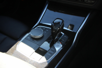 BMW 3シリーズ 320d Xdrive Mｽﾎﾟｰﾂ ﾃﾞﾋﾞｭｰ&ｲﾉﾍﾞｰｼｮﾝ&ｺﾝﾌｫｰﾄP ﾋｰﾀｰ黒革 ﾚｰｻﾞｰﾗｲﾄ HUD ｼﾞｪｽﾁｬｰｺﾝﾄﾛｰﾙ 19AW 電動ﾄﾗﾝｸ BMWﾗｲﾌﾞｺｯｸﾋﾟｯﾄ Applecarplay対応 追従ACC ｽﾃｱﾘﾝｸﾞｻﾎﾟｰﾄ 4本出しﾏﾌﾗｰｶｯﾀｰ ﾌﾛﾝﾄﾘｯﾌﾟ&ﾘｱﾃﾞｨﾌｭｰｻﾞｰ 2年保証