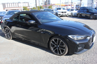 BMW 4シリーズ 420i ｶﾌﾞﾘｵﾚ Mｽﾎﾟｰﾂ 新車保証R7年7月迄 電動ｵｰﾌﾟﾝ ﾀｺﾗﾚｯﾄﾞﾚｻﾞｰ ｴｱｶﾗｰ ｵﾌﾟｼｮﾝ19AW 追従ACC ｽﾃｱﾘﾝｸﾞｻﾎﾟｰﾄ LEDﾍｯﾄﾞﾗｲﾄ ｵｰﾄﾊｲﾋﾞｰﾑ Applecarplay対応 HDDﾅﾋﾞPｱｼｽﾄ ｱﾝﾋﾞｴﾝﾄﾗｲﾄ 2年保証