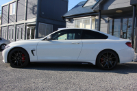 BMW 4シリーズ 435i ｸｰﾍﾟMｽﾎﾟｰﾂ LEDﾍｯﾄﾞﾗｲﾄ 直6ﾀｰﾎﾞ306馬力 N55B30Aｴﾝｼﾞﾝ  追従ACC HUD ﾋｰﾀｰ黒革 衝突軽減ﾌﾞﾚｰｷ 車線逸脱警告 歩行者警告 ﾌﾙｾｸﾞTV ﾀｯﾁﾊﾟｯﾄﾞ対応HDDﾅﾋﾞBluetooth接続 ｽﾏｰﾄｷｰ ﾊﾟﾄﾞﾙｼﾌﾄ 2年保証