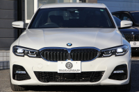 BMW 3シリーズ 320i Mｽﾎﾟｰﾂ ﾊｲﾗｲﾝ&ｺﾝﾌｫｰﾄP 1ｵﾅ ﾓｶﾌﾞﾗｳﾝﾚｻﾞｰ ｼｰﾄﾋｰﾀｰ ﾗﾝﾊﾞｰｻﾎﾟｰﾄ 追従ACC ｽﾃｱﾘﾝｸﾞｻﾎﾟｰﾄ BMWﾗｲﾌﾞｺｯｸﾋﾟｯﾄﾞｱｯﾌﾟﾙｶｰﾌﾟﾚｲ対応 ﾀｯﾁﾊﾟﾈﾙHDDﾅﾋﾞ電動ﾄﾗﾝｸ 後退ｱｼｽﾄ DｱｼｽﾄPRO 2年保証