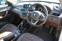 BMW X1 Xdrive18d Xﾗｲﾝ ﾊｲﾗｲﾝ ｺﾝﾌｫｰﾄP 中期 変更後ﾓﾃﾞﾙ 新ﾒｰﾀｰ 新ﾃﾞｻﾞｲﾝ茶革ｼｰﾄ 追従ACC HUD 変更後ﾀｯﾁ画面HDDﾅﾋﾞPｱｼｽﾄ Bｶﾒﾗ ﾙｰﾑﾐﾗｰETC2.0 電動ﾄﾗﾝｸ 衝突軽減ﾌﾞﾚｰｷ 車線逸脱警告 歩行者警告 ｱﾝﾋﾞｴﾝﾄﾗｲﾄ ｽﾏｰﾄｷｰ 2年保証