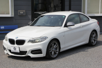 BMW 2シリーズ M235i ｸｰﾍﾟ1ｵﾅ 直6ﾀｰﾎﾞ326馬力 ｱﾀﾞﾌﾟﾃｨﾌﾞMｻｽ 専用ﾌﾞﾚｰｷ Bｶﾒﾗ&ﾘｱPDC 衝突軽減ﾌﾞﾚｰｷ 車線逸脱警告 歩行者警告 ﾌﾞﾚｰｷ付ｸﾙｺﾝ HDDﾅﾋﾞBluetooth接続 ｽﾏｰﾄｷｰ 18AW ﾊﾟﾄﾞﾙｼﾌﾄ 2年保証