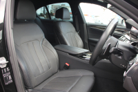 BMW 5シリーズ 530i Mｽﾎﾟｰﾂ ｺﾝﾌｫｰﾄP 型式変更後｢JR20｣ 252馬力 全席ﾋｰﾀｰ黒革 ｺﾝﾌｫｰﾄｼｰﾄ&ﾍﾞﾝﾁﾚｰｼｮﾝ ｿﾌﾄｸﾛｰｽﾞﾄﾞｱ HUD 追従ACC ｽﾃｱﾘﾝｸﾞｻﾎﾟｰﾄ 変更後全面液晶ﾒｰﾀｰ ﾀｯﾁ画面HDDﾅﾋﾞTV 360度ｶﾒﾗ 2年保証