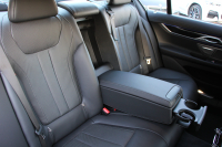 BMW 7シリーズ 740i Mｽﾎﾟｰﾂ ｲﾉﾍﾞｰｼｮﾝP LCI後期 ﾌｪｲｽﾘﾌﾄ後 ｻﾝﾙｰﾌ ﾚｰｻﾞｰﾗｲﾄ 全席ﾋｰﾀｰ黒革 ﾍﾞﾝﾁﾚｰｼｮﾝ ｿﾌﾄｸﾛｰｽﾞﾄﾞｱ BMW ﾗｲﾌﾞｺｯｸﾋﾟｯﾄﾞApplecarplay対応 追従ACC ｽﾃｱﾘﾝｸﾞｻﾎﾟｰﾄ HUD ﾊｰﾏﾝｶｰﾄﾞﾝｻﾗｳﾝﾄﾞ真珠色 2年保証