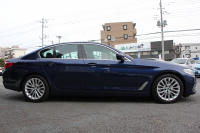 BMW 5シリーズ 523d ﾗｸﾞｼﾞｭｱﾘｰ ｺﾝﾌｫｰﾄP 全ﾋｰﾀｰ黒革 ﾌﾛﾝﾄﾍﾞﾝﾁﾚｰｼｮﾝ&ﾏｯｻｰｼﾞ ｿﾌﾄｸﾛｰｽﾞﾄﾞｱ 追ACC HUD ｽﾃｱｻﾎﾟｰﾄ LEDﾍｯﾄﾞﾗｲﾄ ｵｰﾄﾊｲﾋﾞｰﾑ ﾀｯﾁ画面HDDﾅﾋﾞTV 360度ｶﾒﾗ 電動ﾄﾗﾝｸ ｽﾏｰﾄｷｰ ｱﾝﾋﾞｴﾝﾄﾗｲﾄ ｸﾛｰﾑﾗｲﾝ 2年保証