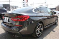 BMW 6シリーズ 640i Xdrive ｸﾞﾗﾝﾂｰﾘｽﾓ Mｽﾎﾟｰﾂ ﾃﾞﾋﾞｭｰｴﾃﾞｨｼｮﾝ 直6ﾀｰﾎﾞ4WD 40台限定車 ﾘｱｴﾝﾀ-ﾃｲﾒﾝﾄ 後席ﾓﾆﾀｰ Bowers＆WilkinsｻｳﾝﾄﾞﾊﾟﾉﾗﾏｻﾝR ﾌﾛﾝﾄｺﾝﾌｫｰﾄｼｰﾄ&ﾍﾞﾝﾁﾚｰｼｮﾝ 全ﾋｰﾀｰ茶革 全ﾄﾞｱｿﾌﾄｸﾛｰｽﾞ360度ｶﾒﾗ 追従ACC HUD 2年保証