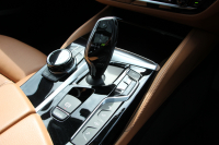 BMW 6シリーズ 640i Xdrive ｸﾞﾗﾝﾂｰﾘｽﾓ Mｽﾎﾟｰﾂ ﾃﾞﾋﾞｭｰｴﾃﾞｨｼｮﾝ 直6ﾀｰﾎﾞ4WD 40台限定車 ﾘｱｴﾝﾀ-ﾃｲﾒﾝﾄ 後席ﾓﾆﾀｰ Bowers＆WilkinsｻｳﾝﾄﾞﾊﾟﾉﾗﾏｻﾝR ﾌﾛﾝﾄｺﾝﾌｫｰﾄｼｰﾄ&ﾍﾞﾝﾁﾚｰｼｮﾝ 全ﾋｰﾀｰ茶革 全ﾄﾞｱｿﾌﾄｸﾛｰｽﾞ360度ｶﾒﾗ 追従ACC HUD 2年保証