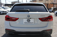 BMW 5シリーズ 530i ﾂｰﾘﾝｸﾞMｽﾎﾟｰﾂ ﾃﾞﾋﾞｭｰP 252馬力 全ﾋｰﾀｰ黒革 HUD VOSSEN VFS1 20AW BCﾚｰｼﾝｸﾞ車高調&iidﾛﾜﾘﾝｸﾞKIT ｿﾌﾄｸﾛｰｽﾞﾄﾞｱ 追従ACC ｽﾃｱﾘﾝｸﾞｻﾎﾟｰﾄ ﾀｯﾁ画面HDDﾅﾋﾞ360度ｶﾒﾗ LEDﾍｯﾄﾞﾗｲﾄ 2年保証