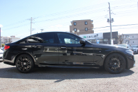 BMW 5シリーズ 530i ｴﾃﾞｨｼｮﾝﾐｯｼｮﾝｲﾝﾎﾟｯｼﾌﾞﾙ 特別仕様車 高出力 ﾅｲﾄﾌﾞﾙｰﾚｻﾞｰ ｱﾀﾞﾌﾟﾃｨﾌﾞｻｽ HUD ﾊｰﾏﾝｶｰﾄﾞﾝ 追従ACC ｽﾃｱﾘﾝｸﾞｻﾎﾟｰﾄ ﾀｯﾁ画面HDDﾅﾋﾞTV LEDﾍｯﾄﾞﾗｲﾄ ｵｰﾄﾊｲﾋﾞｰﾑ 電動ﾄﾗﾝｸ 360度ｶﾒﾗ 全席ﾋｰﾀｰ ﾌﾞﾗｯｸ19AW 2年保証