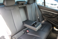 BMW 3シリーズ 320d Mｽﾎﾟｰﾂ 最終ﾓﾃﾞﾙ 8C新ｴﾝｼﾞﾝ ｻﾝﾙｰﾌ ﾋｰﾀｰ黒革 液晶ﾒｰﾀｰ 追従ACC LEDﾍｯﾄﾞﾗｲﾄ&ﾃｰﾙ ﾀｯﾁ画面対応HDDﾅﾋﾞBluetooth接続 Mﾊﾟﾌｫｰﾏﾝｽｽﾎﾟｲﾗｰ ﾚｰﾝﾁｪﾝｼﾞ警告 衝突軽減ﾌﾞﾚｰｷ 車線逸脱警告 歩行者警告 2年保証