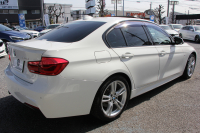 BMW 3シリーズ 320d Mｽﾎﾟｰﾂ 最終ﾓﾃﾞﾙ 8C新ｴﾝｼﾞﾝ ｻﾝﾙｰﾌ ﾋｰﾀｰ黒革 液晶ﾒｰﾀｰ 追従ACC LEDﾍｯﾄﾞﾗｲﾄ&ﾃｰﾙ ﾀｯﾁ画面対応HDDﾅﾋﾞBluetooth接続 Mﾊﾟﾌｫｰﾏﾝｽｽﾎﾟｲﾗｰ ﾚｰﾝﾁｪﾝｼﾞ警告 衝突軽減ﾌﾞﾚｰｷ 車線逸脱警告 歩行者警告 2年保証