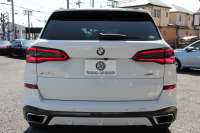 BMW X5 Xdrive35d Mｽﾎﾟｰﾂ ﾄﾞﾗｲﾋﾞﾝｸﾞﾀﾞｲﾅﾐｸｽP ｺﾝﾌｫｰﾄP 3列7人乗り 2列目電動ｼｰﾄ ｴｱｻｽ ﾊﾟﾉﾗﾏｻﾝR ｺﾆｬｯｸﾚｻﾞｰ ｺﾝﾌｫｰﾄｼｰﾄ ﾏｯｻｰｼﾞ&ﾍﾞﾝﾁﾚｰｼｮﾝ ｸﾗﾌﾃｯﾄﾞｸﾘｽﾀﾙﾌｨﾆｯｼｭ OP22AW LEDﾍｯﾄﾞﾗｲﾄ 360度ｶﾒﾗ 電動ﾄﾗﾝｸ 追ACC HUD2年保証