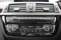 BMW 3シリーズ 320i ﾂｰﾘﾝｸﾞﾗｸﾞｼﾞｭｱﾘｰ LCI後期 新ｴﾝｼﾞﾝ ﾊﾟﾉﾗﾏｻﾝR ﾋｰﾀｰ黒革 LEDﾍｯﾄﾞﾗｲﾄ&ﾃｰﾙ TOPﾋﾞｭｰ&ｻｲﾄﾞﾋﾞｭｰｶﾒﾗ Pｱｼｽﾄ 追従ACC ﾚｰﾝC警告 衝突軽減ﾌﾞﾚｰｷ 車線逸脱&歩行者 警告ﾀｯﾁﾊﾟｯﾄﾞ対応HDDﾅﾋﾞBluetooth接続 Bｶﾒﾗ ｽﾏｰﾄｷｰ 電動ﾄﾗﾝｸ 2年保証