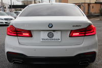 BMW 5シリーズ 530i Mｽﾎﾟｰﾂ ﾃﾞﾋﾞｭｰP 1ｵ-ﾅ 252馬力 全席ﾋｰﾀｰ黒革 HUD ｼﾞｪｽﾁｬｰC ｿﾌﾄｸﾛｰｽﾞﾄﾞｱ 追従ACC ｽﾃｱﾘﾝｸﾞｻﾎﾟｰﾄ LEDﾍｯﾄﾞﾗｲﾄ ﾊｲﾋﾞｰﾑｱｼｽﾄ ﾀｯﾁ画面HDDﾅﾋﾞTV 360度ｶﾒﾗ Pｱｼｽﾄﾌﾟﾗｽ 電動ﾄﾗﾝｸ 2年保証